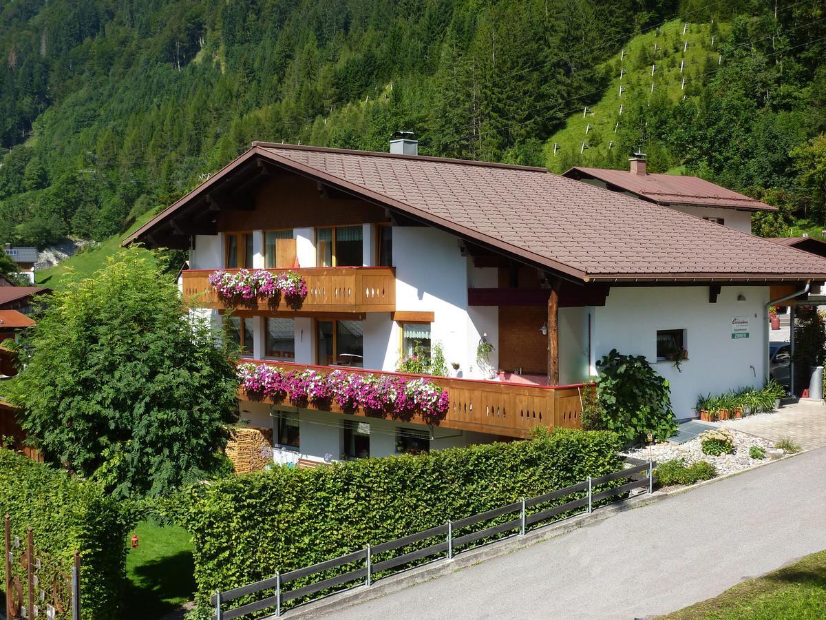 Haus Christopherus — 4-Star Luxury Hotel in Kloesterle, Austria
