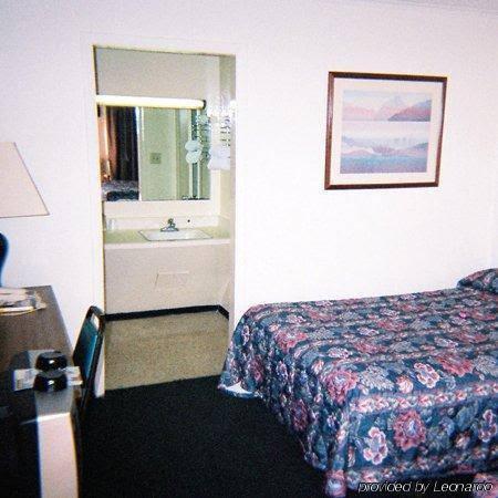 Briarwood Motel Valdosta - photo 9