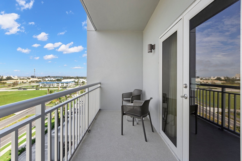 TownePlace Suites by Marriott Cape Canaveral Cocoa Beach - photo 9
