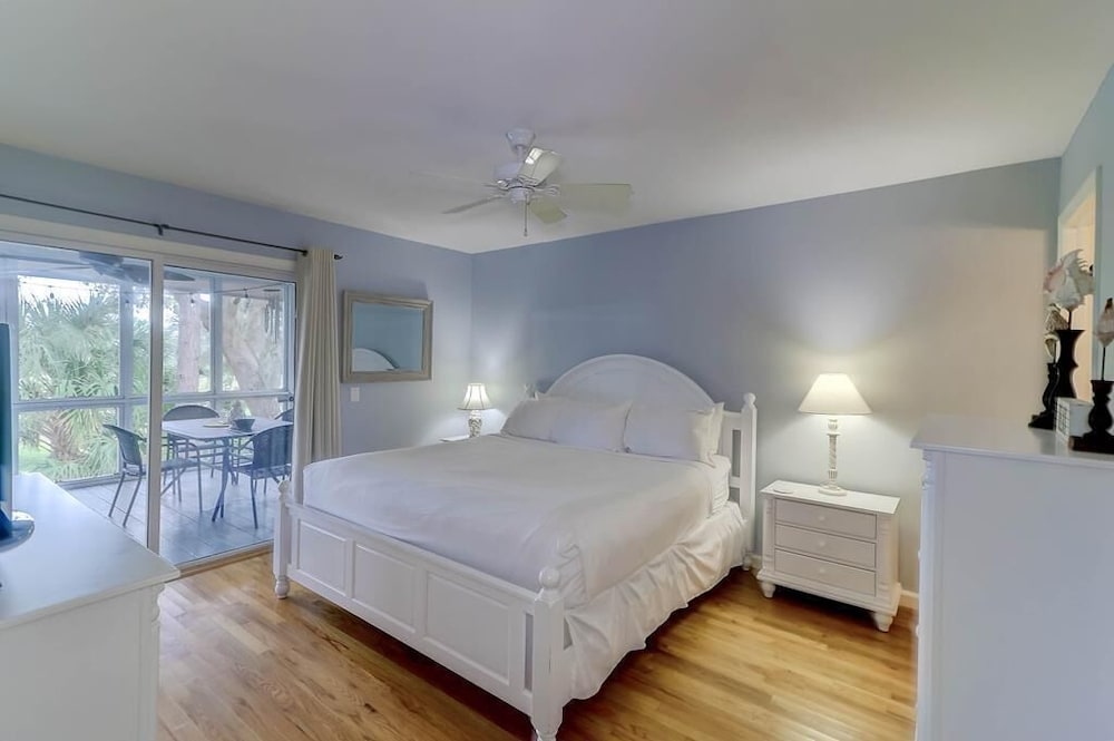 22 Twin Oaks - photo 2
