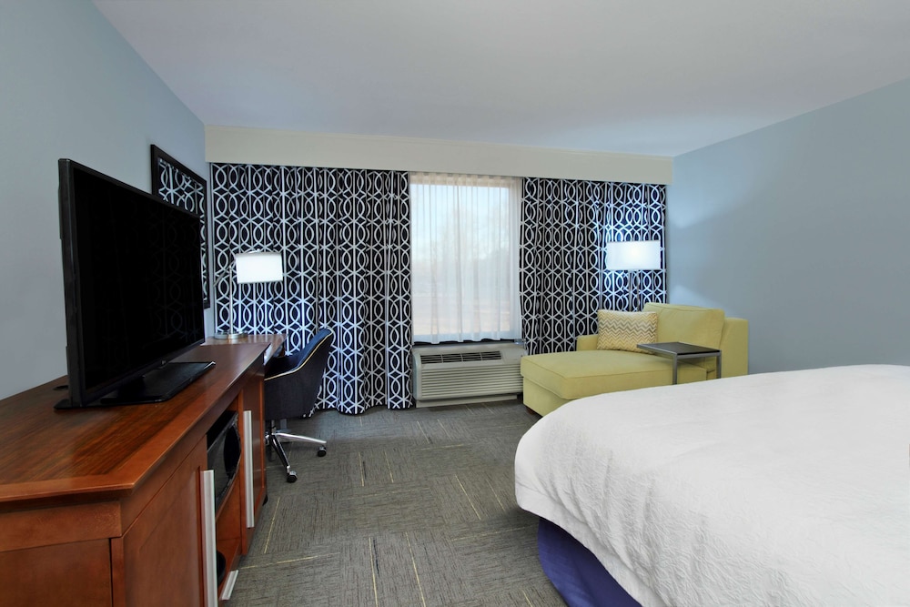 Hampton Inn Richland - photo 8
