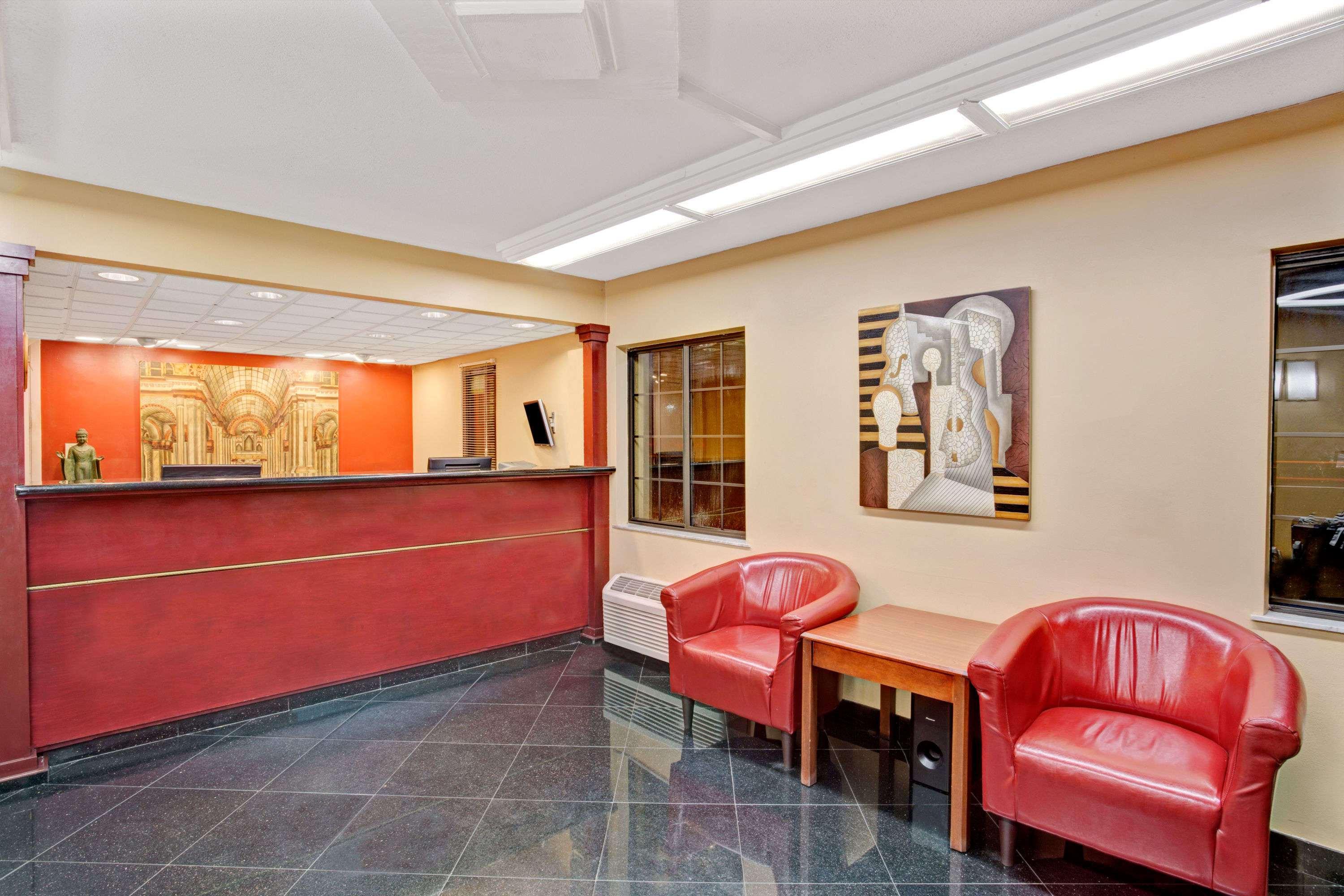 Super 8 by Wyndham Jacksonville Orange Park - photo 5