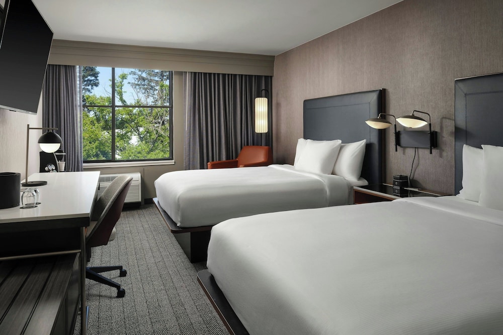 Courtyard by Marriott Santa Rosa - photo 7
