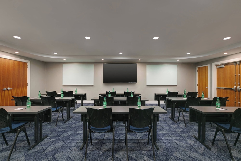 Courtyard by Marriott Lancaster - photo 57
