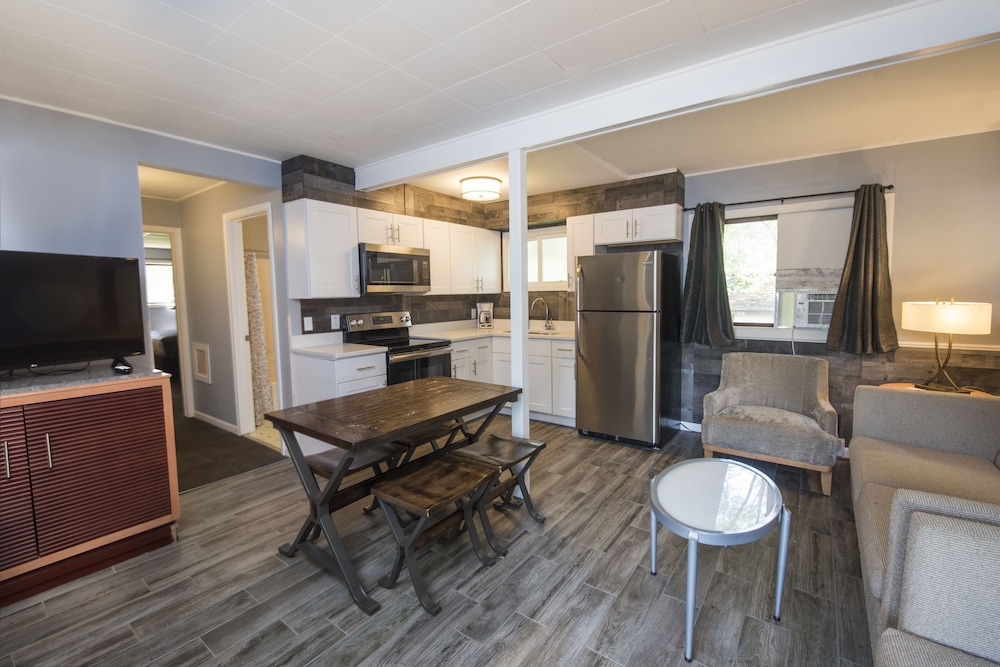 Delton Oaks Resort - photo 10