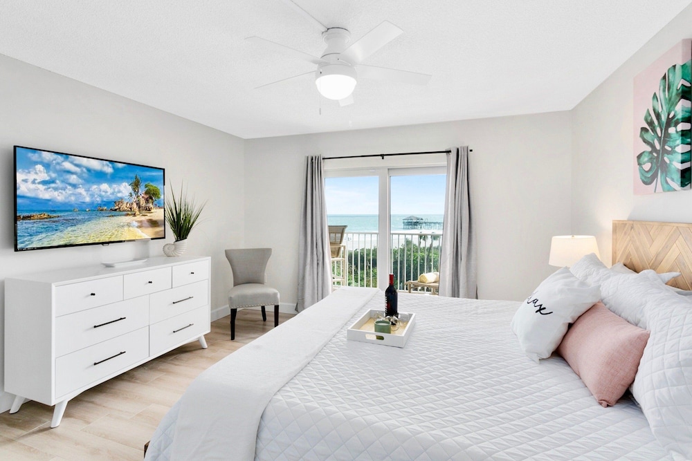 Cocoa Beach Towers by Happy Palm Stays - photo 27