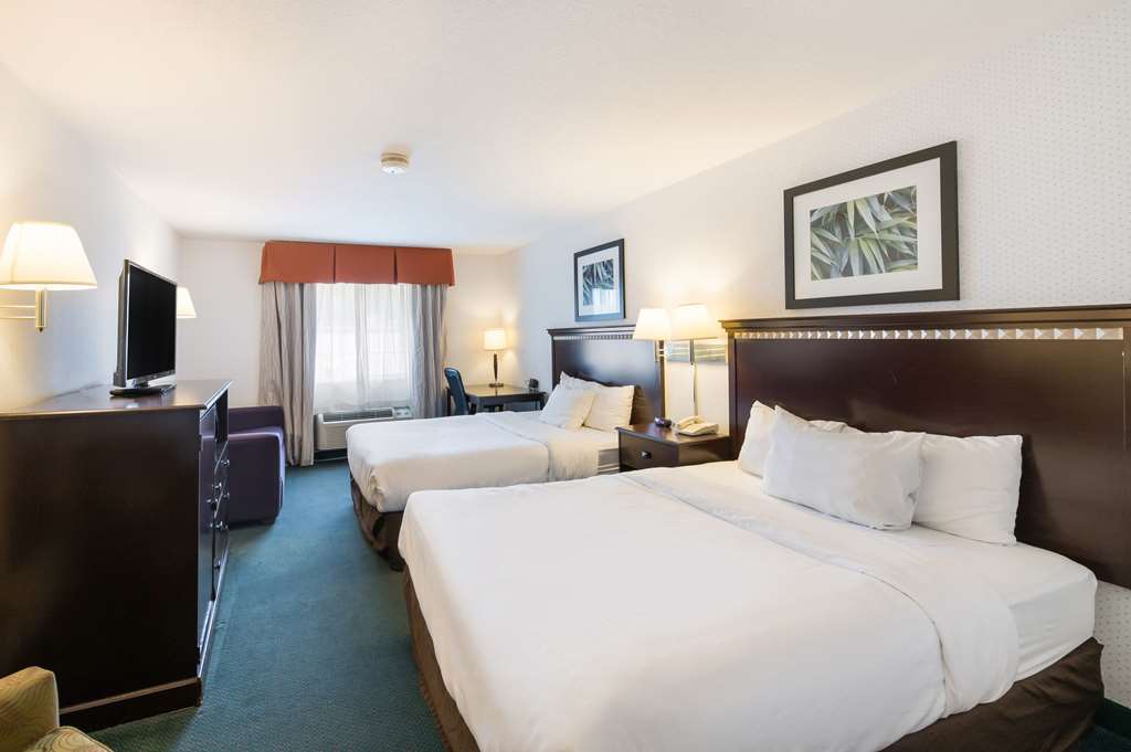 Rodeway Inn Urbana Champaign University Area - photo 17
