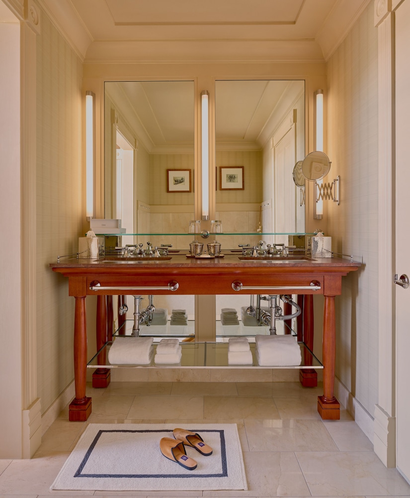Hotel Jerome Auberge Collection - photo 36
