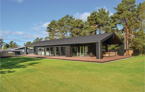 Five Bedroom Holiday Home In Ebeltoft — 5-Star Luxury Hotel in Ebeltoft, Denmark