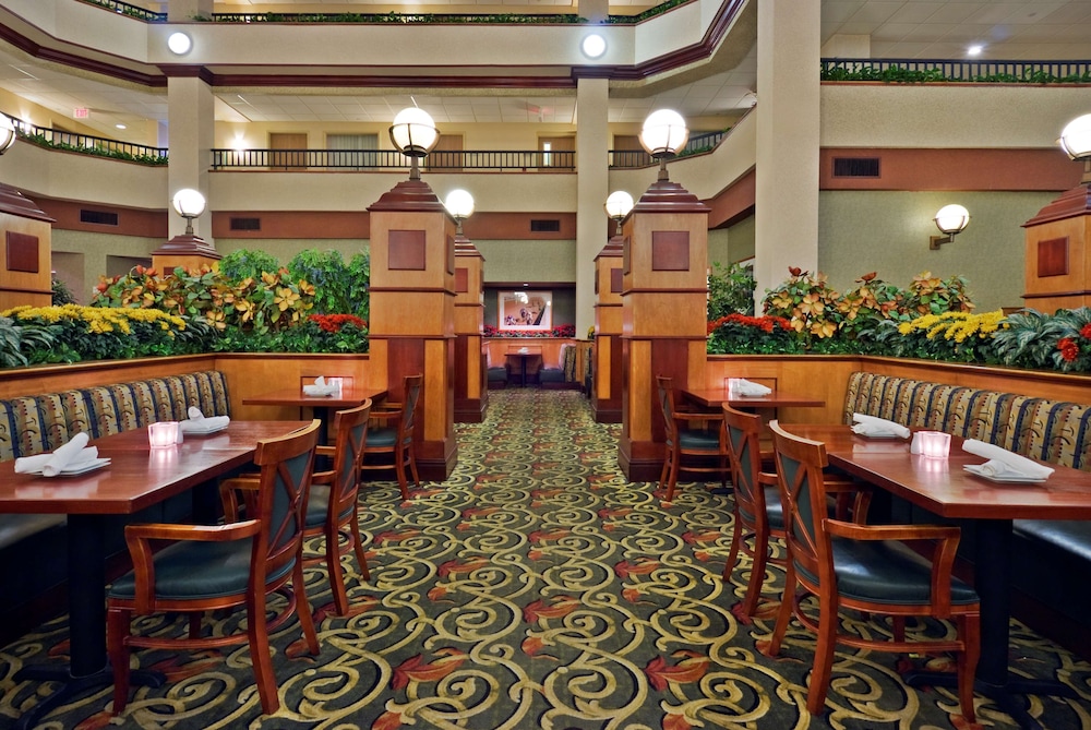 Embassy Suites by Hilton Lexington UK Coldstream - photo 53