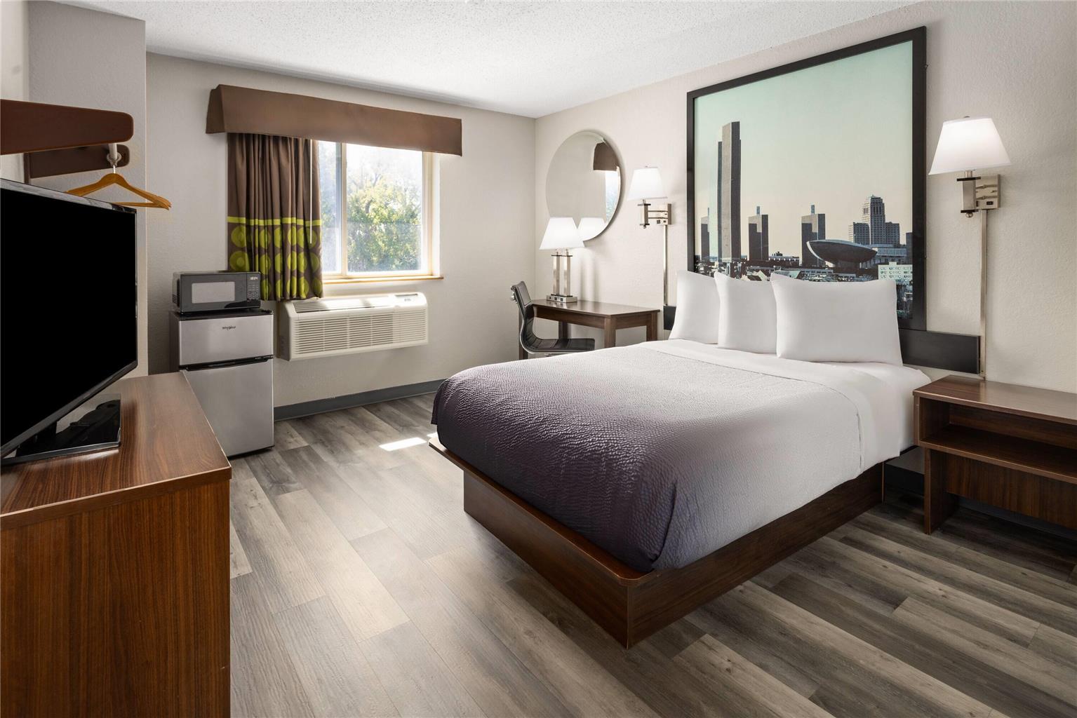 Super 8 by Wyndham Latham Albany Airport - photo 12