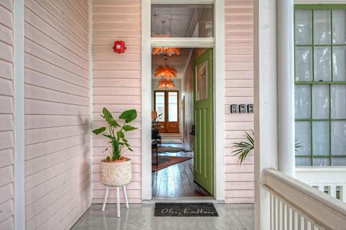 Sugar’s Inn Room #1 in Galveston, United States