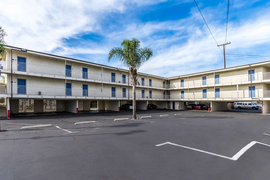 Motel 6 Oceanside CA Marina - photo 2