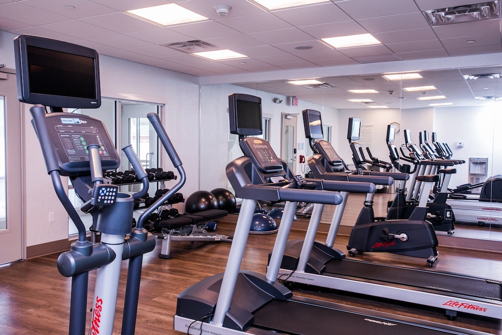 Holiday Inn Express & Suites Rehoboth Beach by IHG - photo 32