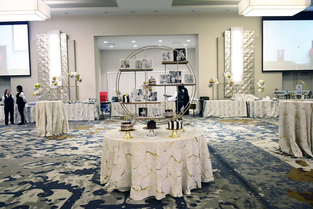 DoubleTree By Hilton Baltimore North Pikesville - photo 62