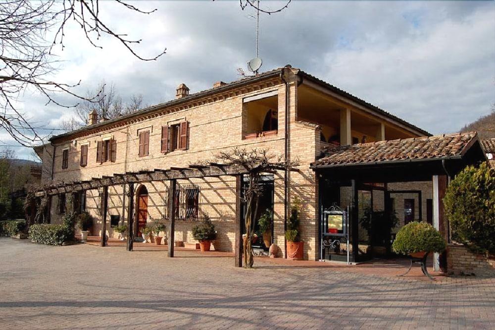 Hotel Ristorante La Marchigiana in Sarnano, Italy