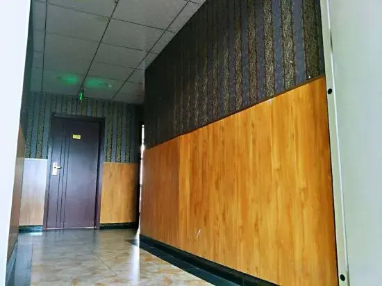 Luliang Starlight Hotel in Lvliang, People's Republic of China