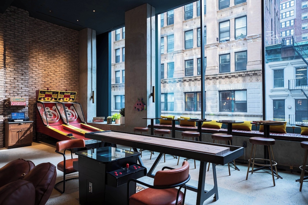 Moxy NYC Downtown - photo 39