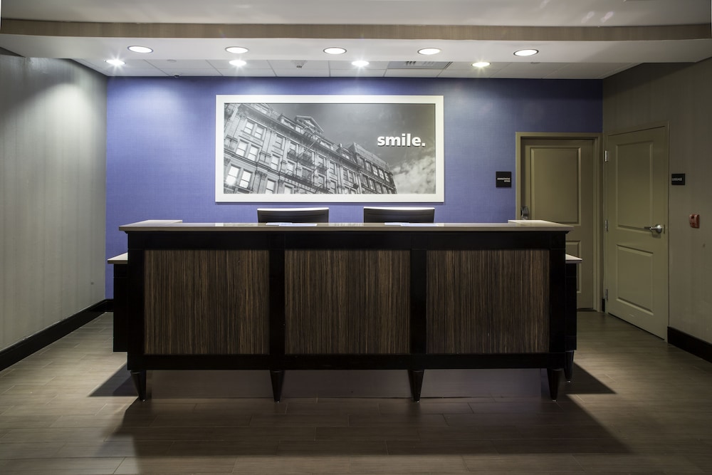 Hampton Inn Oxford Conference Center - photo 2