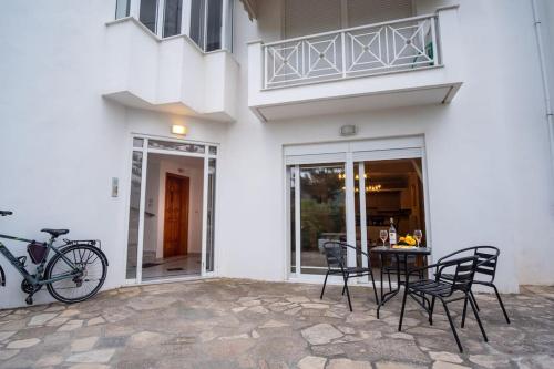 Stefano’s Home — Pythagoreio — photo 4