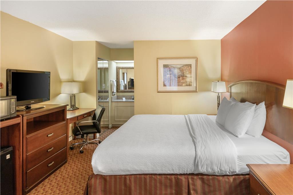 Best Western Hickory - photo 34