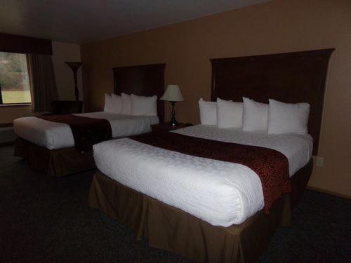 Cowlitz River Lodge - photo 7