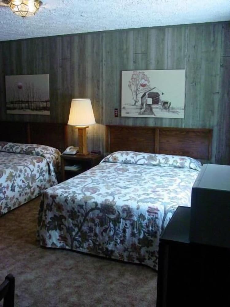 Woodland Motor Lodge - photo 26