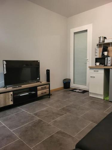 Studio la Batie Rolland - carbon neutral hotel in Unknown City