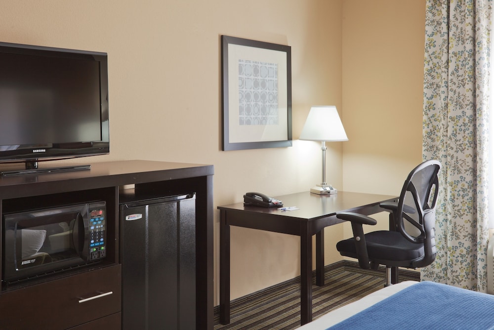 Holiday Inn Express Columbia by IHG - photo 22