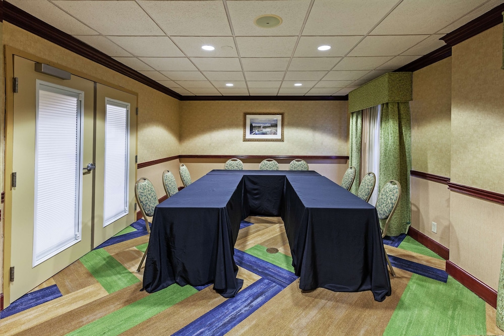 Hampton Inn & Suites Tulsa North Owasso - photo 53