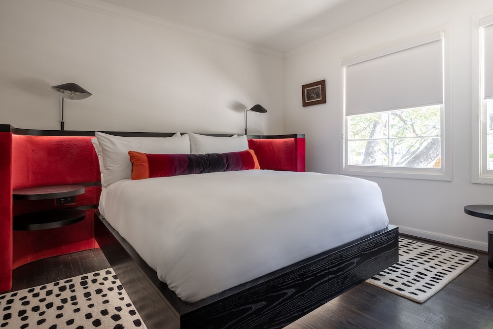 La Colombe d'Or Hotel - photo 25