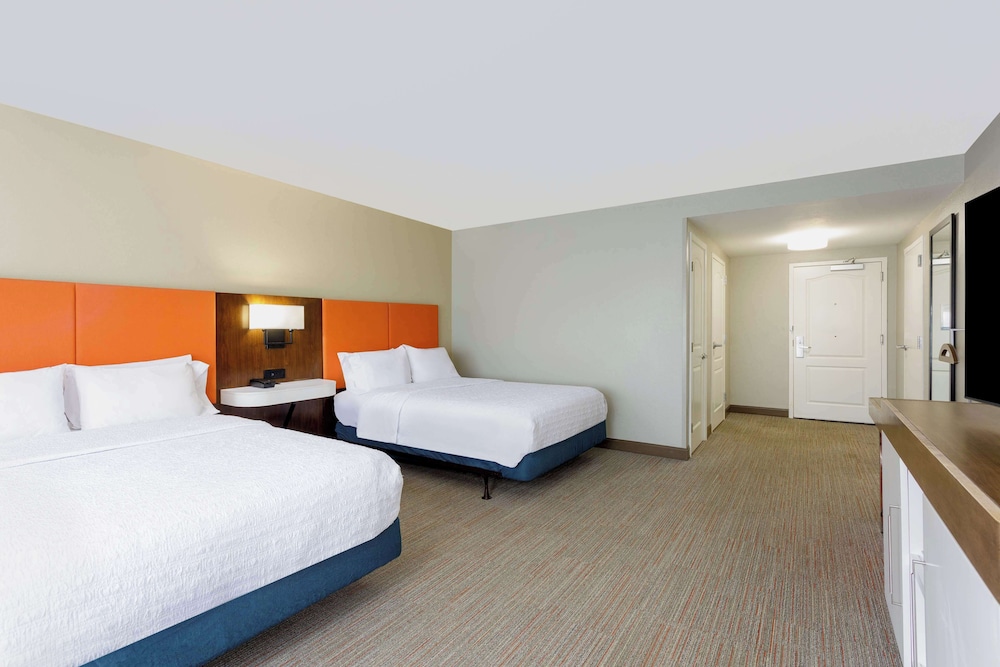 Hampton Inn & Suites Tallahassee I 10 Thomasville Road - photo 13