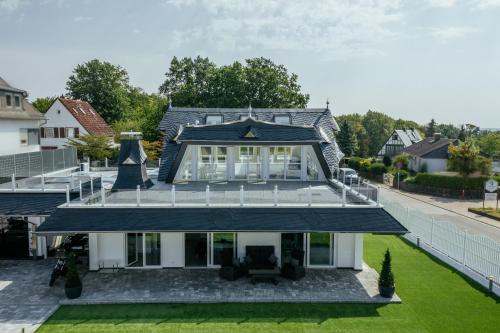 Luxus Apartment Pasha & Nero — 4-Star Luxury Hotel in Geisenheim, Germany