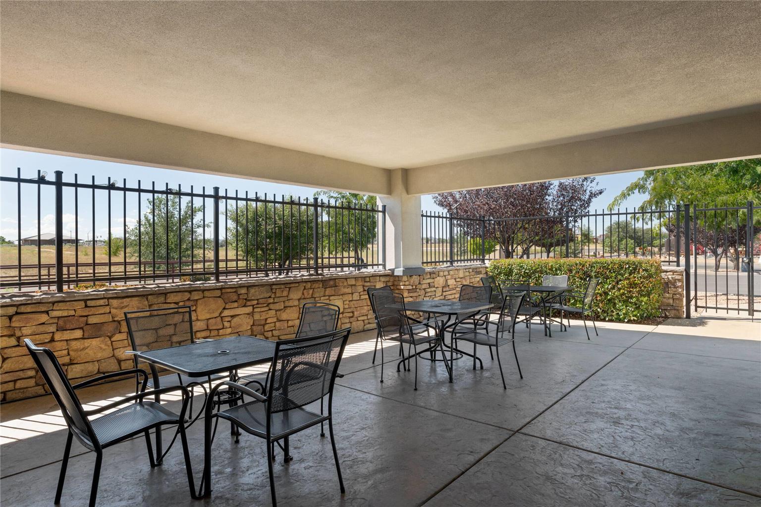 Days Inn by Wyndham Chino Valley - photo 26
