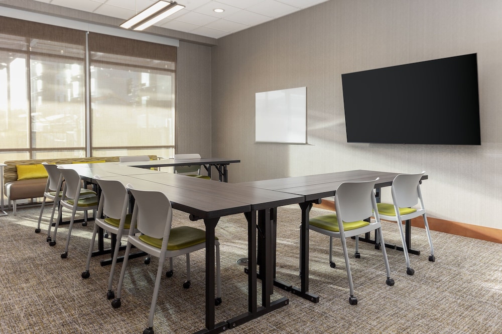 SpringHill Suites by Marriott Pleasanton - photo 26