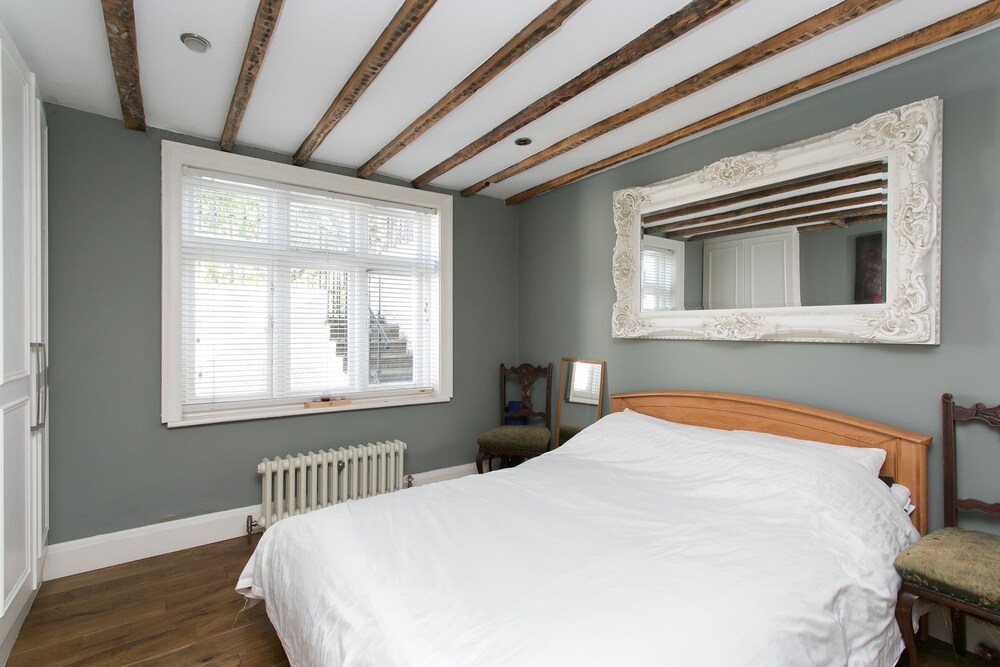 Veeve Lambeth Road — 4-Star Luxury Hotel in London, United Kingdom