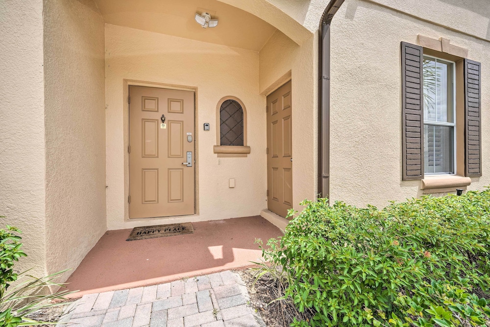 9 Mi to Disney: Sunny Resort Townhome w Patio - photo 10