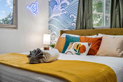 Surfari Pompano Heated Pool Home 9 mins to Beach — Pompano Beach — photo 4