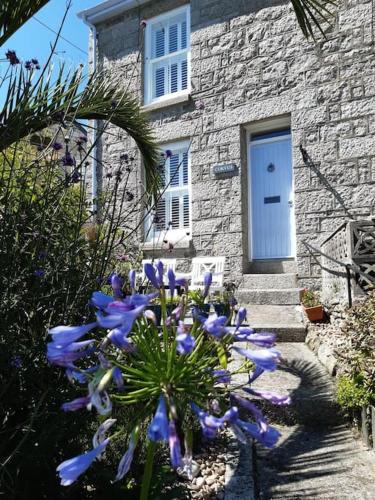Corvus Beautiful cottage half a mile from Mousehole — 4-Star Luxury Hotel in Penzance, United Kingdom