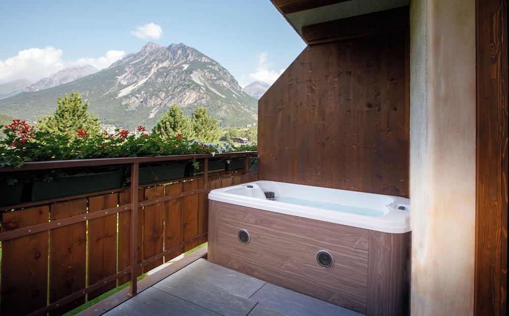 Agriturismo San Gallo — 4-Star Luxury Hotel in Bormio, Italy
