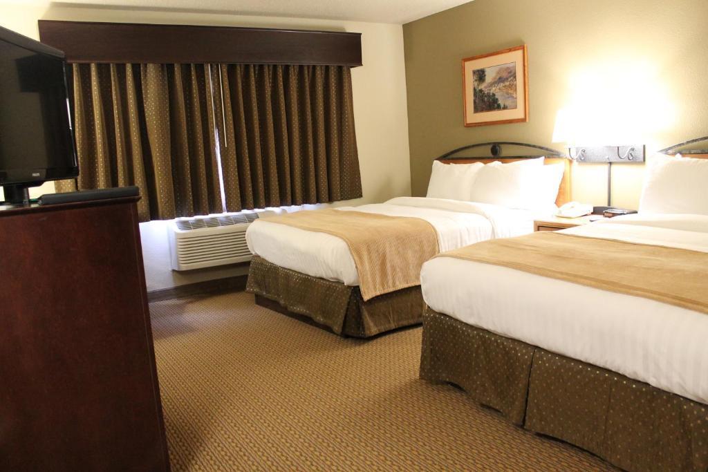 Red Lion Inn & Suites Grimes - photo 6