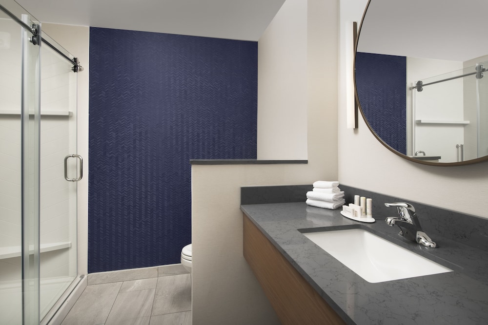 Fairfield Inn & Suites by Marriott New Orleans Metairie - photo 49