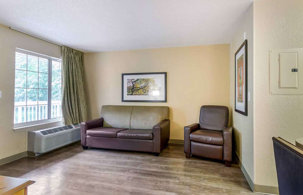 Extended Stay America Suites Nashville Franklin Cool Springs - photo 33