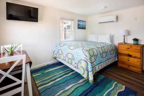 Truro Beach Cottages - photo 16