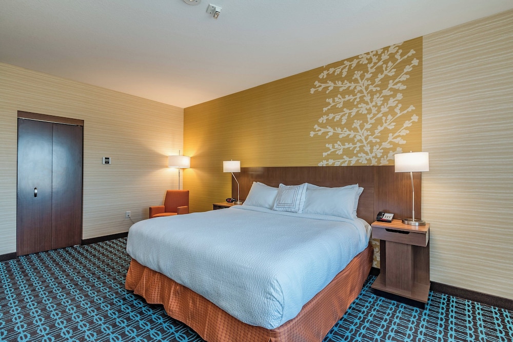 Fairfield Inn & Suites Elkhart - photo 9