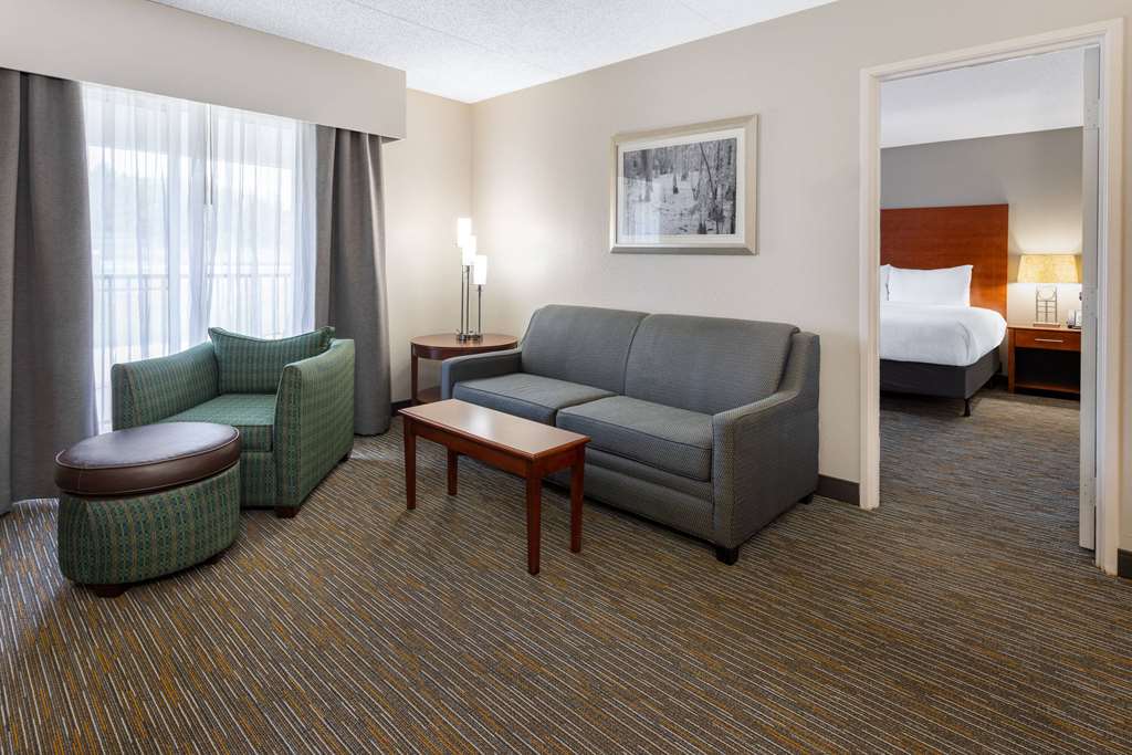 Wingate by Wyndham Valdosta Moody AFB - photo 38