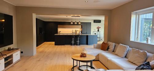Spacious 2 Bedroom Apartment in Central Sandefjord — 4-Star Luxury Hotel in Sandefjord, Norway