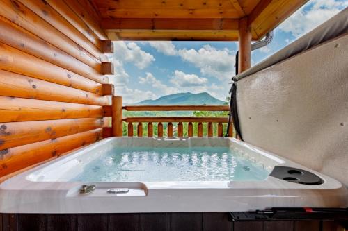Smokey Waters By Avada Properties — 4-Star Luxury Hotel in Sevierville, United States
