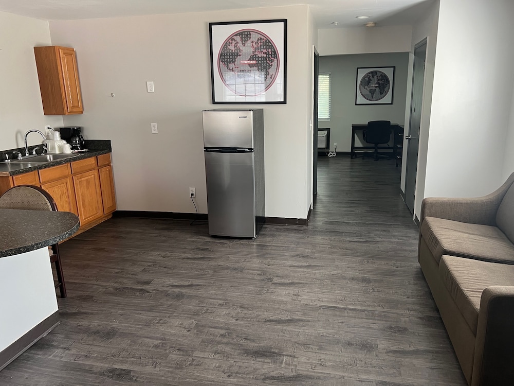High Falls Inn and Suites - photo 10