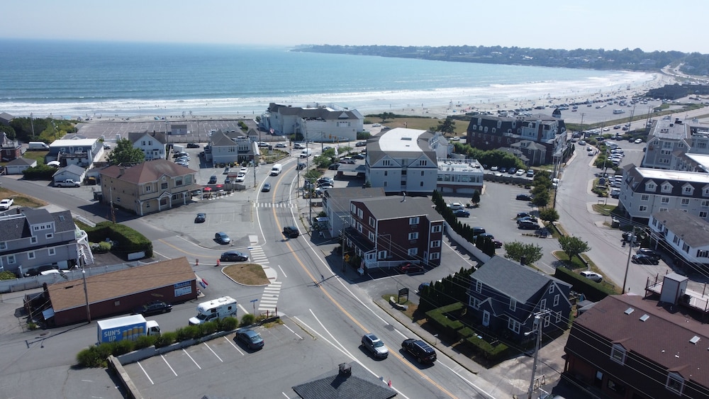 Rhea’s Inn By The Sea in Middletown, United States